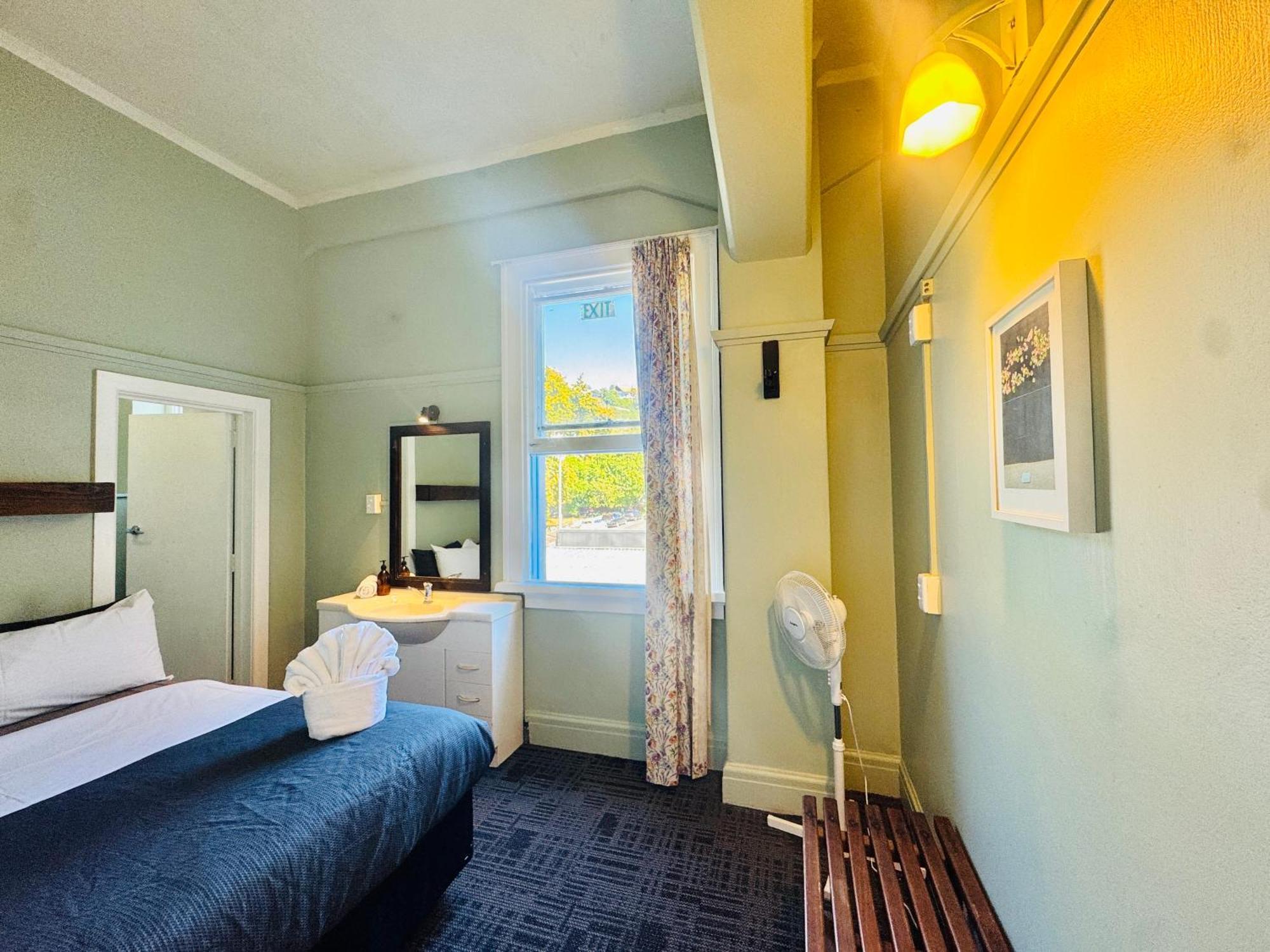 Crashpalace Backpackers Napier Exteriér fotografie